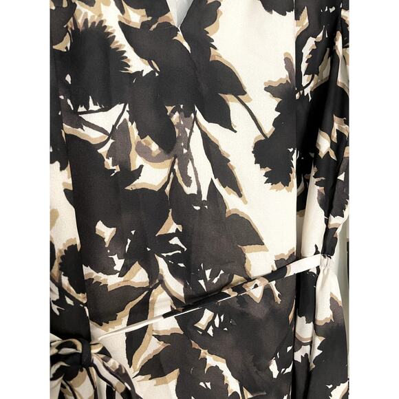 H&M long sleeve dress SZ small in tonal floral pattern - Picture 4 of 8